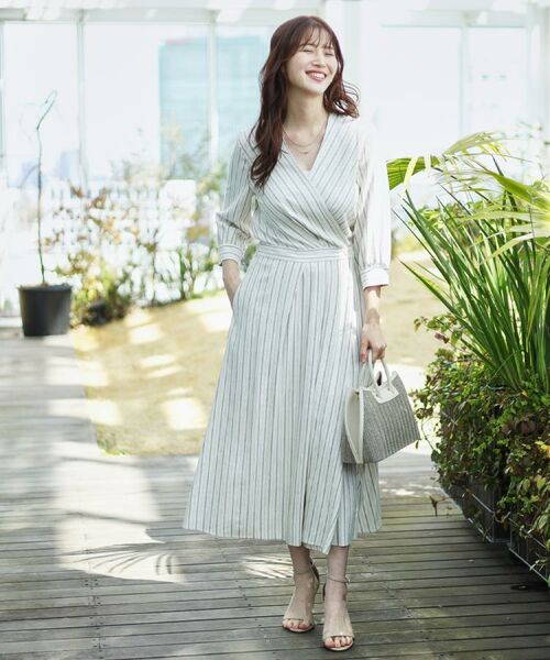 COUP DE CHANCE / クードシャンス ロング・マキシ丈ワンピース | 【洗える】ストライプ柄 カシュクールワンピース | 詳細4