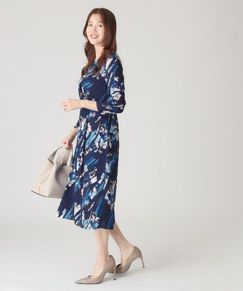 COUP DE CHANCE / クードシャンス ミニ丈・ひざ丈ワンピース | 【洗える／日本製】変形フラワー柄ワンピース | 詳細10