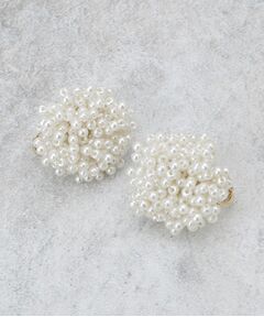 COUP DE CHANCE / クードシャンス ピアス・イヤリング | パール調フラワーイヤリング／華やか