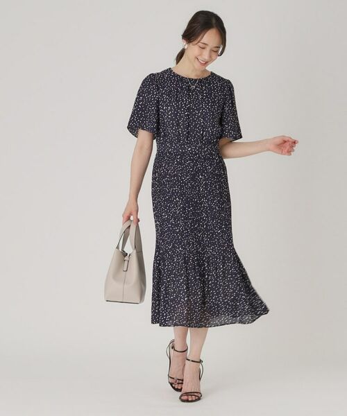 COUP DE CHANCE / クードシャンス ミニ丈・ひざ丈ワンピース | 【洗える／プリーツ加工】ランダムドットのプリーツワンピース | 詳細7