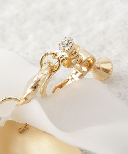 COUP DE CHANCE / クードシャンス ピアス・イヤリング | ペタルイヤリング／花びらモチーフ／大人フェミニン | 詳細3