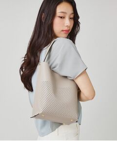 COUP DE CHANCE / クードシャンス トートバッグ | 2WAYパンチングトート／バケツ型／ミニポーチ付き／軽量