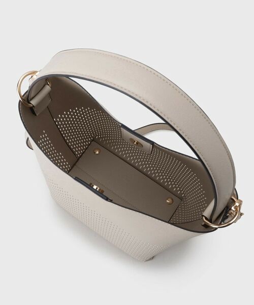 COUP DE CHANCE / クードシャンス トートバッグ | 2WAYパンチングトート／バケツ型／ミニポーチ付き／軽量 | 詳細11