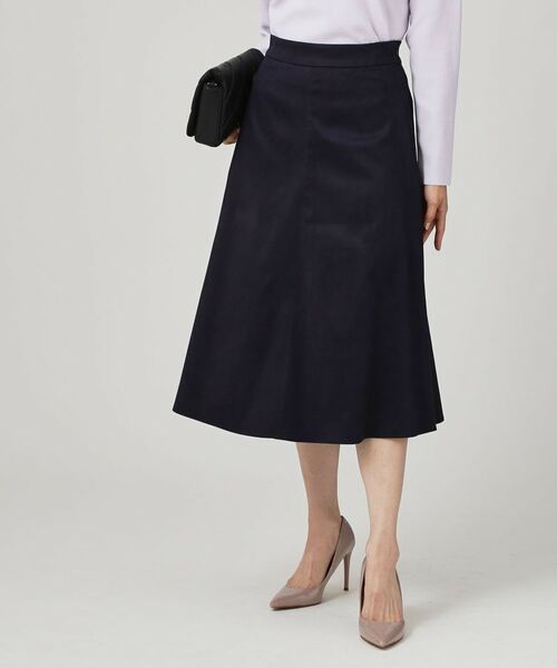 COUP DE CHANCE/クードシャンス 【手洗い可/日本製/セットアップ可】スェード調素材フレアスカート ネイビー(694) 40(L) COUP DE CHANCE/クードシャンス 【手洗い可/日本製/セットアップ可】スェード調素材フレアスカート ネイビー(694) 40(L)