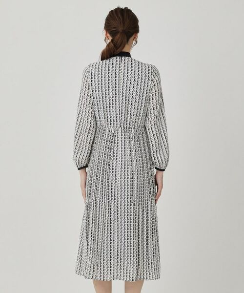 COUP DE CHANCE / クードシャンス ミニ丈・ひざ丈ワンピース | 【ボウ取外し可】幾何柄プリーツワンピース | 詳細14