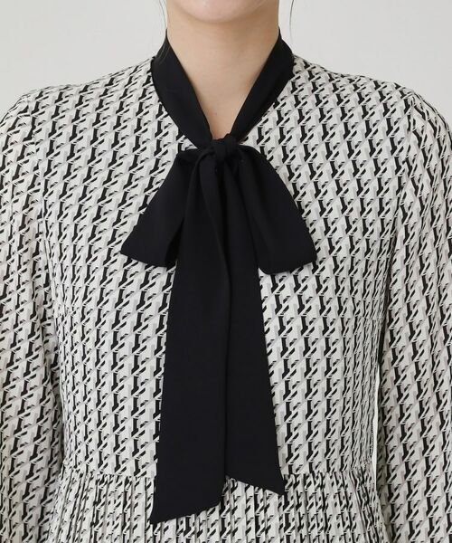 COUP DE CHANCE / クードシャンス ミニ丈・ひざ丈ワンピース | 【ボウ取外し可】幾何柄プリーツワンピース | 詳細15
