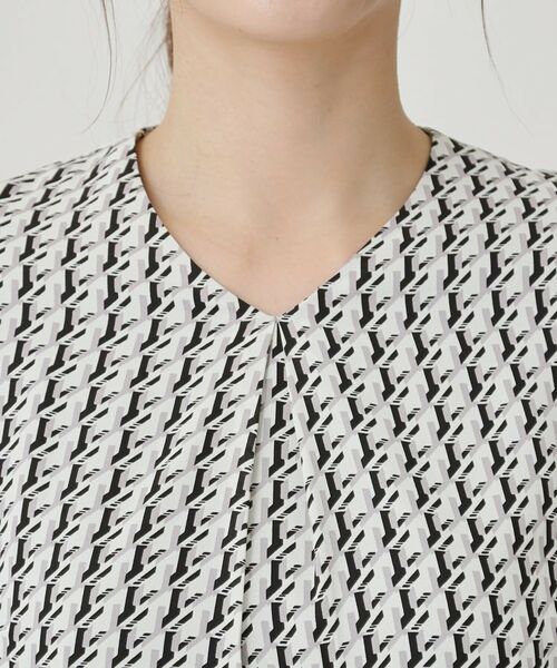 COUP DE CHANCE / クードシャンス ミニ丈・ひざ丈ワンピース | 【ボウ取外し可】幾何柄プリーツワンピース | 詳細19
