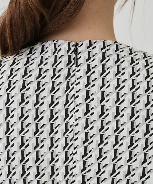 COUP DE CHANCE / クードシャンス ミニ丈・ひざ丈ワンピース | 【ボウ取外し可】幾何柄プリーツワンピース | 詳細20