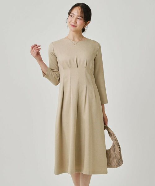 COUP DE CHANCE / クードシャンス ミニ丈・ひざ丈ワンピース | 【手洗い可/日本製】タックデザインワンピース(グレージュ(050))