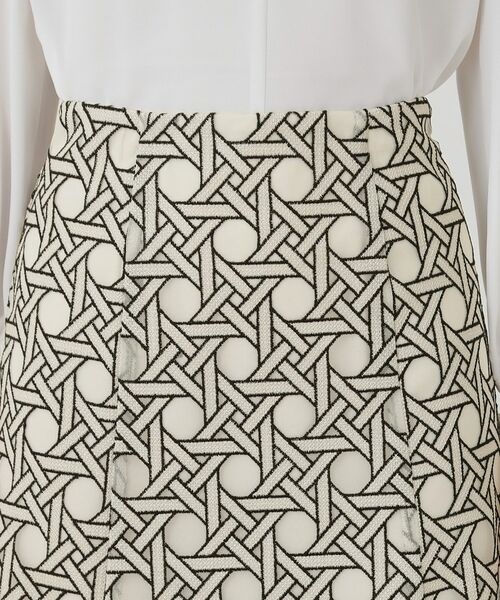 COUP DE CHANCE / クードシャンス ロング・マキシ丈スカート | 【日本製】シアー刺繍のフレアースカート | 詳細21