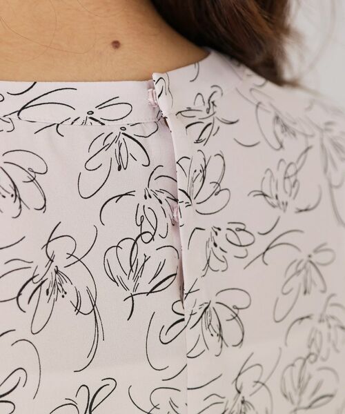 COUP DE CHANCE / クードシャンス シャツ・ブラウス | 【手洗い可／日本製／一枚着／ジャケットイン】花柄モックネックブラウス | 詳細13