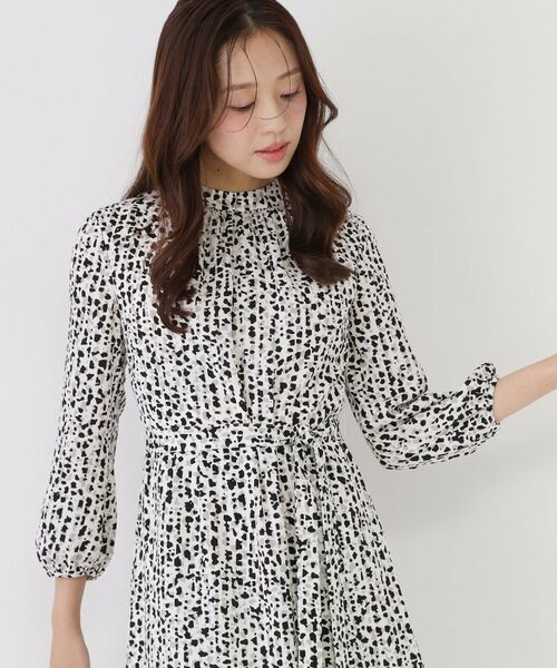 COUP DE CHANCE / クードシャンス ミニ丈・ひざ丈ワンピース | 【手洗い可／日本製】幾何柄エレガントワンピース | 詳細1