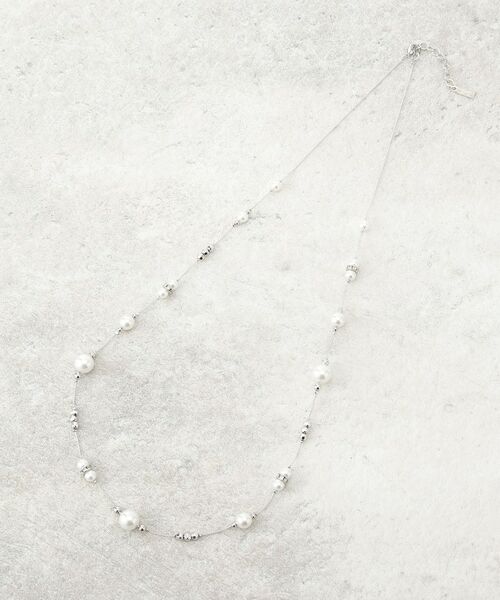 COUP DE CHANCE / クードシャンス ネックレス・ペンダント・チョーカー | ロングパール調ネックレス／国産人工真珠／チェコ装飾／セレモニー（シルバー(006)）