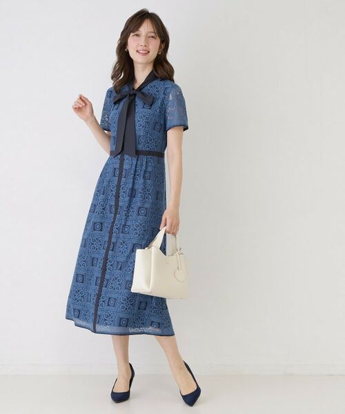 COUP DE CHANCE / クードシャンス ロング・マキシ丈ワンピース | 【ベトナム／ボウ取り外し可】ボウタイ付レースワンピース | 詳細7