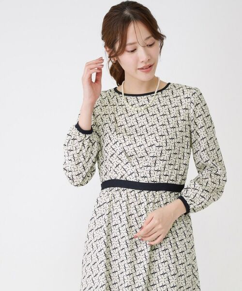 COUP DE CHANCE / クードシャンス ミニ丈・ひざ丈ワンピース | 【手洗い可】ニット×幾何柄プリントドッキングワンピース | 詳細1