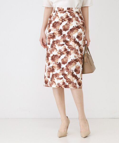 COUP DE CHANCE / クードシャンス ミニ・ひざ丈スカート | 【手洗い可／日本製】アート風花柄タイトスカート（グレージュ(150)）