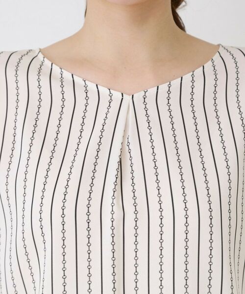 COUP DE CHANCE / クードシャンス シャツ・ブラウス | 【手洗い可／日本製／一枚着／ジャケットイン】チェーン柄ブラウス | 詳細16