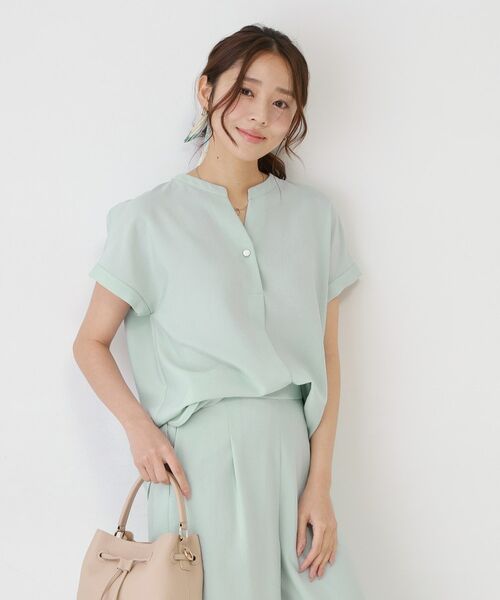 COUP DE CHANCE / クードシャンス シャツ・ブラウス | 【手洗い可／セットアップ可】麻調キーネックブラウス（ブルー(091)）