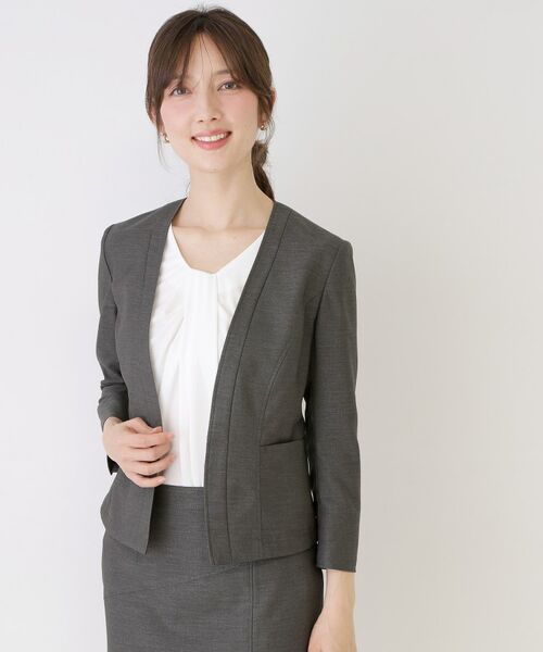 COUP DE CHANCE / クードシャンス ノーカラージャケット | 【手洗い可／日本製／接触冷感／スーツ可／ワンピース羽織】麻調合繊ノーカラージャケット（チャコールグレー(014)）