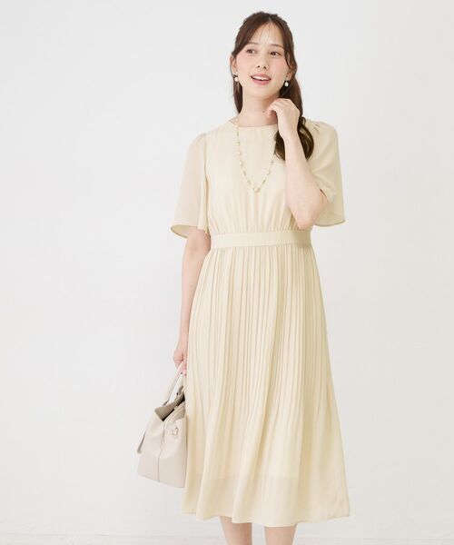 COUP DE CHANCE / クードシャンス ミニ丈・ひざ丈ワンピース | 【手洗い可】プリーツ加工フレアワンピース（グレージュ(050)）