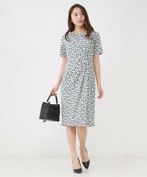 COUP DE CHANCE / クードシャンス ミニ丈・ひざ丈ワンピース | 【手洗い可／日本製】タック入タイトワンピース | 詳細3