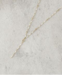 COUP DE CHANCE / クードシャンス ネックレス・ペンダント・チョーカー | パール調＆メタルY／日本製／長さ調整可能