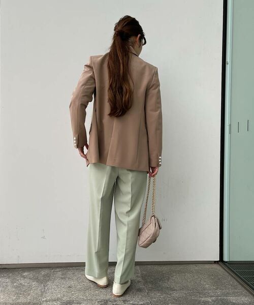 Couture Brooch / クチュールブローチ テーラードジャケット | 【フェイクパールボタンが華やかさを添える。】ダブルブレストジャケット | 詳細14