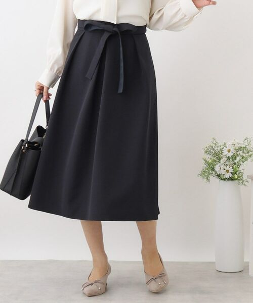 Couture Brooch / クチュールブローチ スカート | 【セットアップ可能/セレモニーシーン/お仕事にも】リボン付きタックフレアスカート | 詳細20