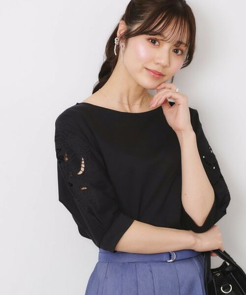 Couture Brooch / クチュールブローチ カットソー | 【接触冷感・洗える・UV機能付き・二の腕カバー】デイジー＆リボン エンブロドルマントップス | 詳細13