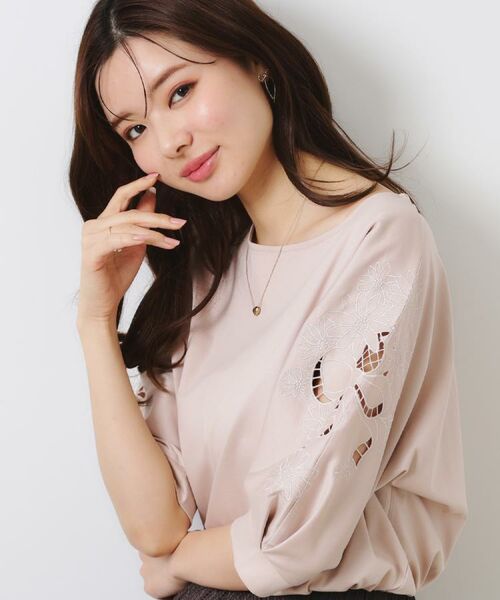 Couture Brooch / クチュールブローチ カットソー | 【接触冷感・洗える・UV機能付き・二の腕カバー】デイジー＆リボン エンブロドルマントップス | 詳細28