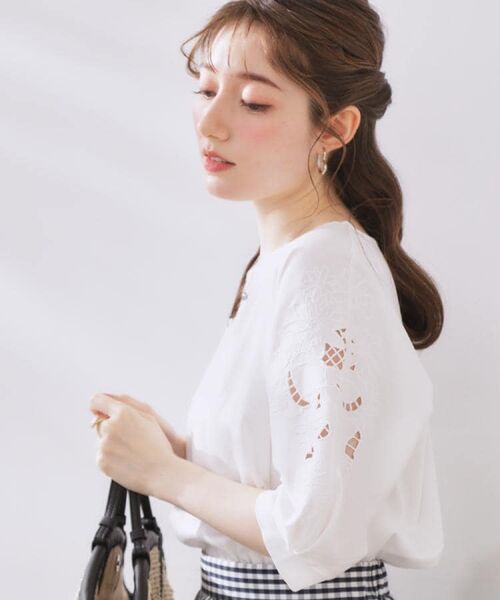 Couture Brooch / クチュールブローチ カットソー | 【接触冷感・洗える・UV機能付き・二の腕カバー】デイジー＆リボン エンブロドルマントップス | 詳細6