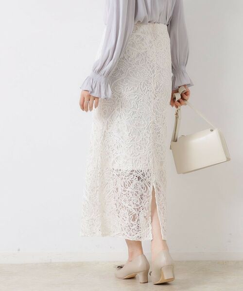 Couture Brooch / クチュールブローチ ロング・マキシ丈スカート | レースコード刺繍スカート | 詳細3