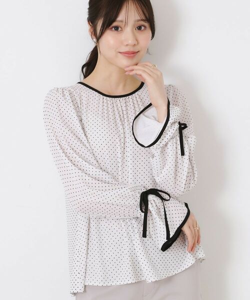 Couture Brooch / クチュールブローチ シャツ・ブラウス | 梨地フロッキードットブラウス | 詳細2