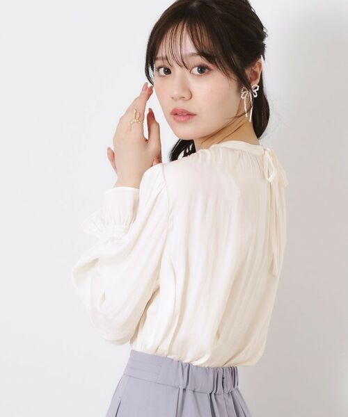 Couture Brooch / クチュールブローチ シャツ・ブラウス | 【通勤・大人可愛い】シャーリングギャザーブラウス | 詳細9