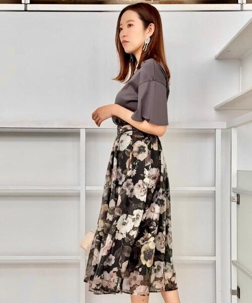 Couture Brooch / クチュールブローチ Tシャツ | 【マシンウォッシャブル・接触冷感・UV機能】60リボンロゴプリント フレアーT | 詳細23