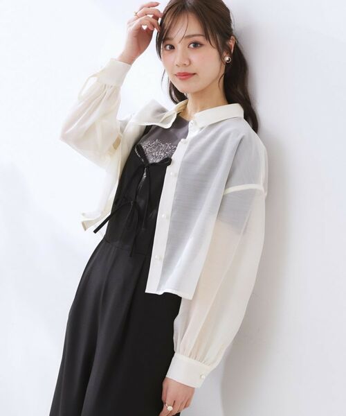 Couture Brooch / クチュールブローチ シャツ・ブラウス | 【洗える・オシャレな透け感】パール調ボタンシアーシャツ | 詳細3