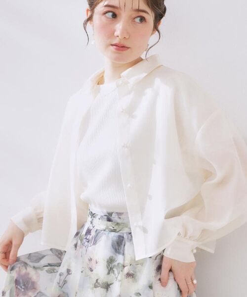 Couture Brooch / クチュールブローチ シャツ・ブラウス | 【洗える・オシャレな透け感】パール調ボタンシアーシャツ | 詳細7