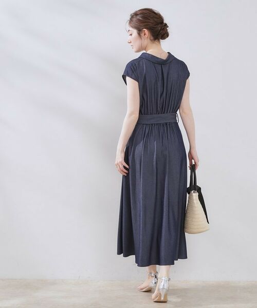 Couture Brooch / クチュールブローチ ロング・マキシ丈ワンピース | 【美シルエット・通勤】シャンブレーシャツワンピース | 詳細22