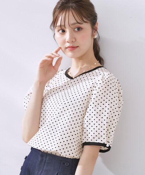 Couture Brooch / クチュールブローチ シャツ・ブラウス | 【フェミニン・二の腕カバー・通勤】サッカードットデザインブラウス | 詳細5