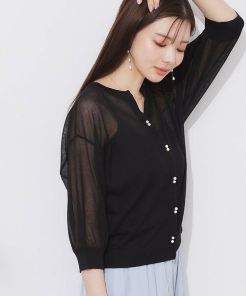 Couture Brooch / クチュールブローチ カーディガン・ボレロ | 【前後2WAY・二の腕カバー】ダブルパール調釦5分袖シアーカーディガントップス | 詳細22
