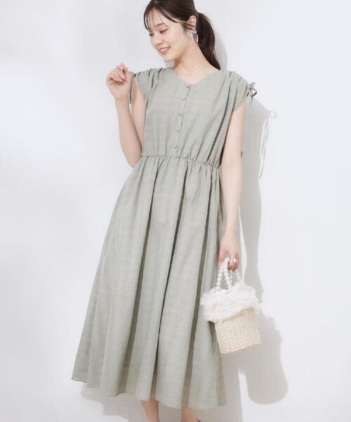 【関税込】DVF ★エレガントで毎日が特別に★ドロテア ドレス 楽天市場】ウェディングドレス Aライン☆E097☆透明レースパゴダ