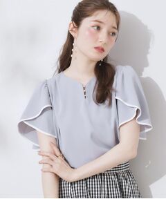 Couture Brooch / クチュールブローチ シャツ・ブラウス | 【洗える・通勤】Vネックパール調フレアブラウス