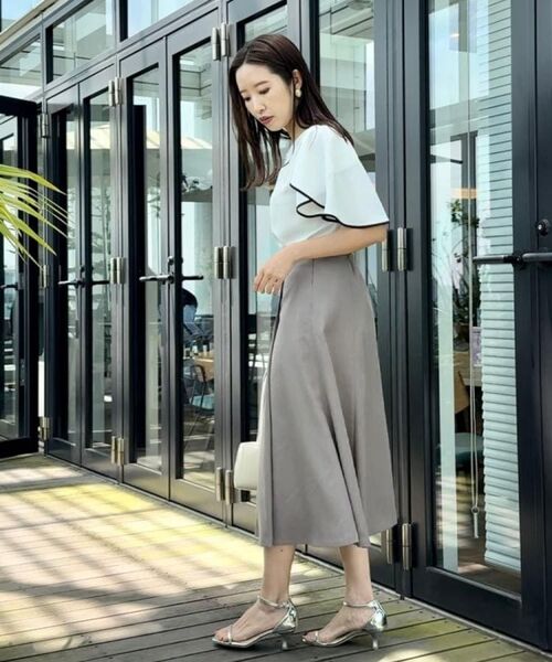 Couture Brooch / クチュールブローチ シャツ・ブラウス | 【洗える・通勤】Vネックパール調フレアブラウス | 詳細11