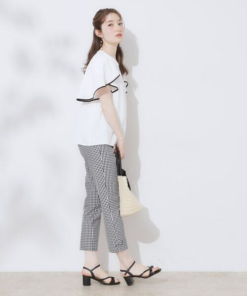 Couture Brooch / クチュールブローチ シャツ・ブラウス | 【洗える・通勤】Vネックパール調フレアブラウス | 詳細2