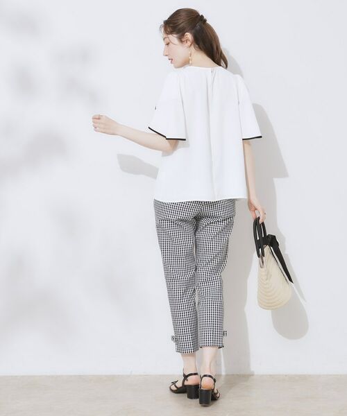 Couture Brooch / クチュールブローチ シャツ・ブラウス | 【洗える・通勤】Vネックパール調フレアブラウス | 詳細3