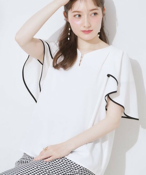 Couture Brooch / クチュールブローチ シャツ・ブラウス | 【洗える・通勤】Vネックパール調フレアブラウス | 詳細4