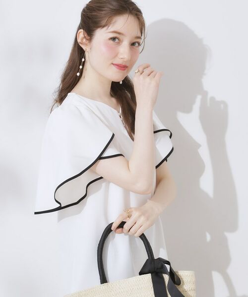 Couture Brooch / クチュールブローチ シャツ・ブラウス | 【洗える・通勤】Vネックパール調フレアブラウス | 詳細5