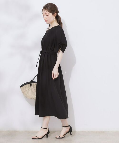 Couture Brooch / クチュールブローチ ロング・マキシ丈ワンピース | 【マシンウォッシャブル・二の腕カバー】ウエストベルトVネックワンピース | 詳細12