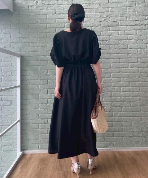 Couture Brooch / クチュールブローチ ロング・マキシ丈ワンピース | 【マシンウォッシャブル・二の腕カバー】ウエストベルトVネックワンピース | 詳細19