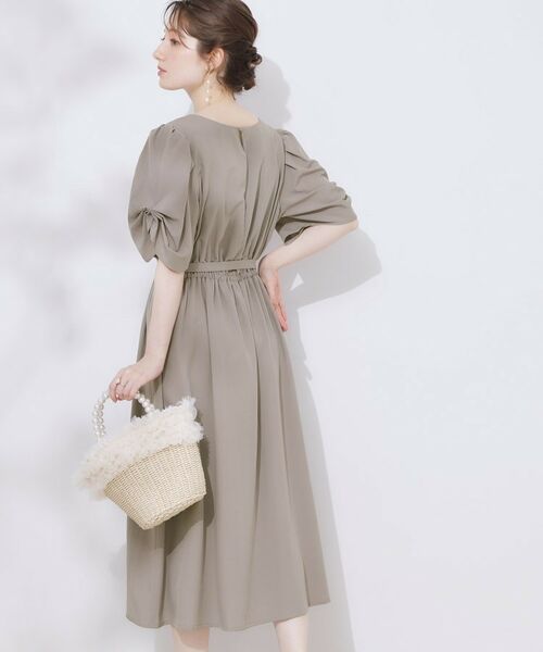 Couture Brooch / クチュールブローチ ロング・マキシ丈ワンピース | 【マシンウォッシャブル・二の腕カバー】ウエストベルトVネックワンピース | 詳細7